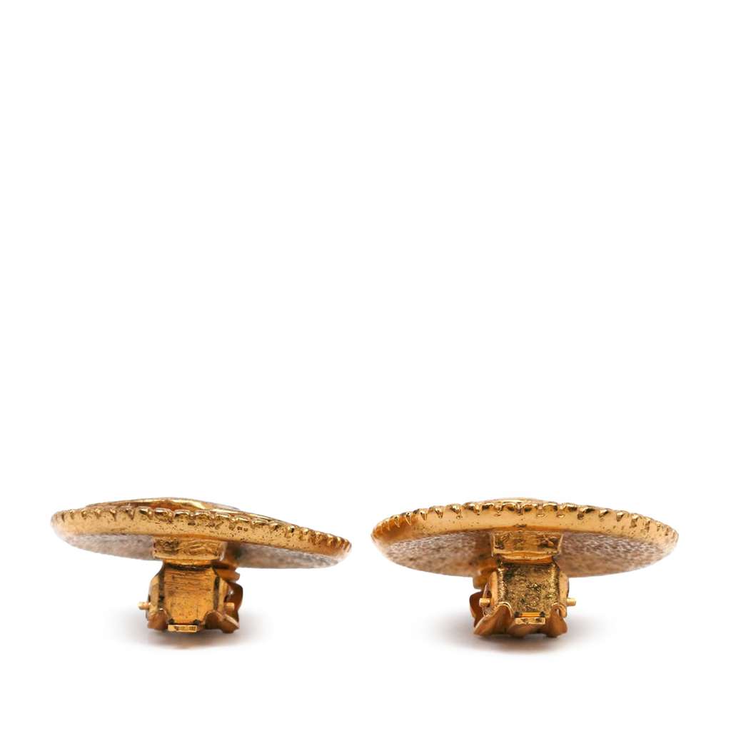 Chanel CC Gold Plated Round Clip On Earrings Gold Metal Good condition - Box View
