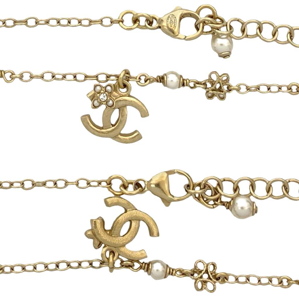 Chanel Gold Plated Faux Pearl CC Pendant Flower Station Necklace Gold Metal Good condition - Inside View