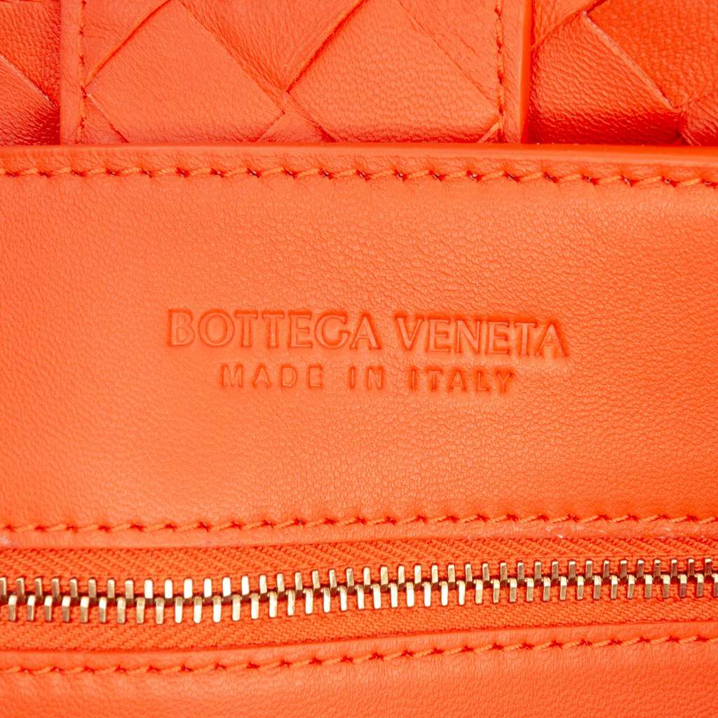 Bottega Veneta Large Lambskin Intrecciato Andiamo Satchel Orange Leather Good condition - Box View