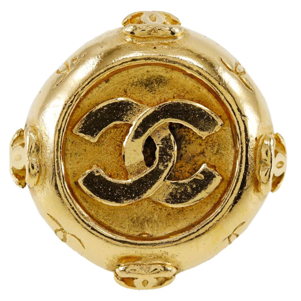 Chanel CC Gold Plated Round Clip On Earrings Gold Metal Good condition - Inside View