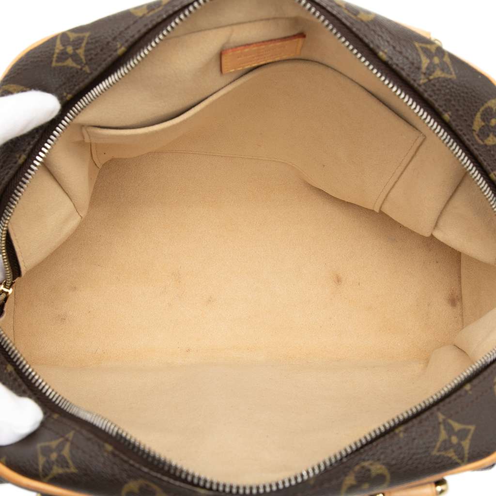 Louis Vuitton Monogram Manhattan PM Brown Good condition - Model View