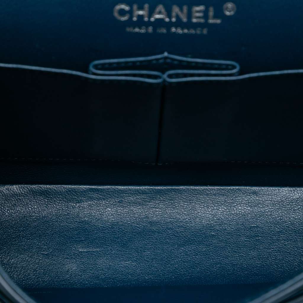 Chanel Small Classic Lambskin Double Flap Blue Leather Good condition - Model View