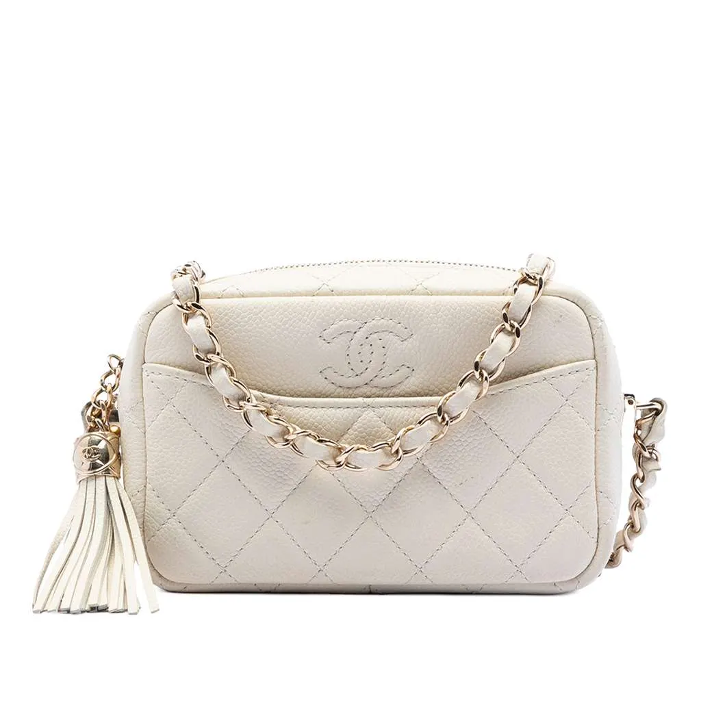 Chanel Mini Quilted Caviar Coco Tassel Camera Case White Leather Very good - Front View