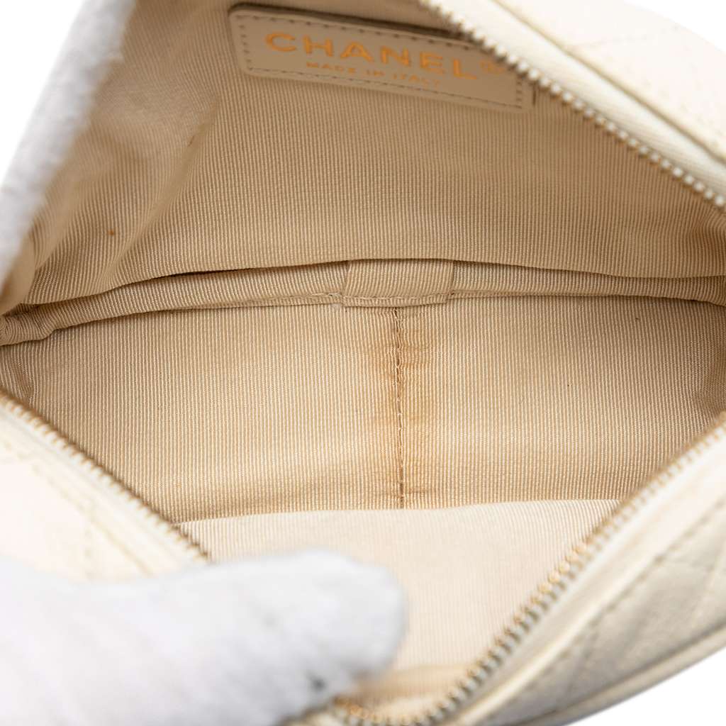 Chanel Mini Quilted Caviar Coco Tassel Camera Case White Leather Good condition - Model View