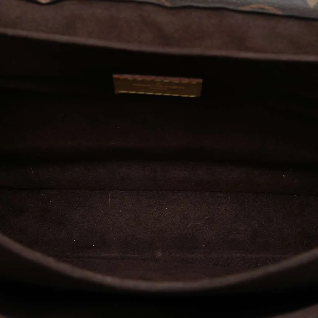 Louis Vuitton Monogram Pochette Metis Brown Very good - Model View