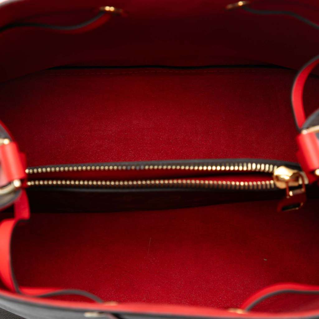 Louis Vuitton Monogram Neonoe MM Brown Good condition - Model View