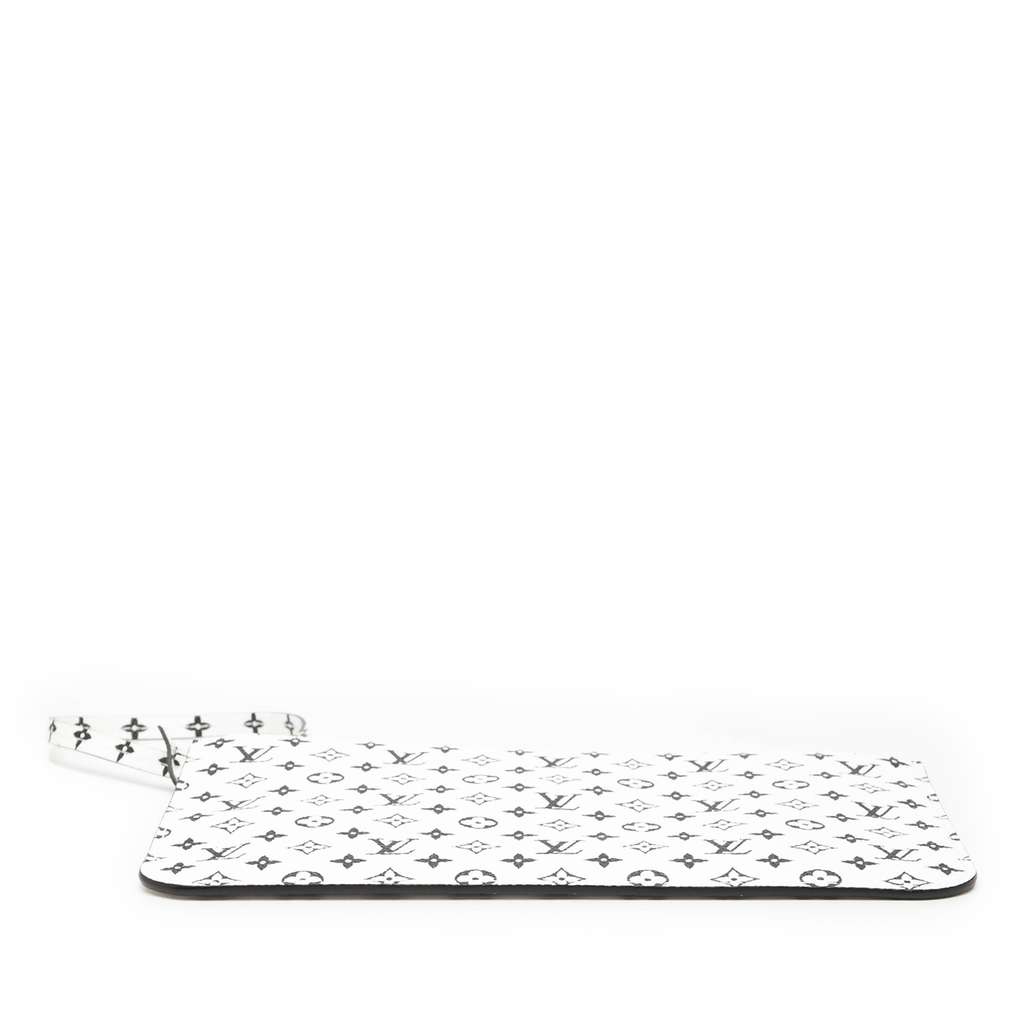 Louis Vuitton Bicolor Monogram Giant Neverfull MM Pouch White Good condition - Inside View