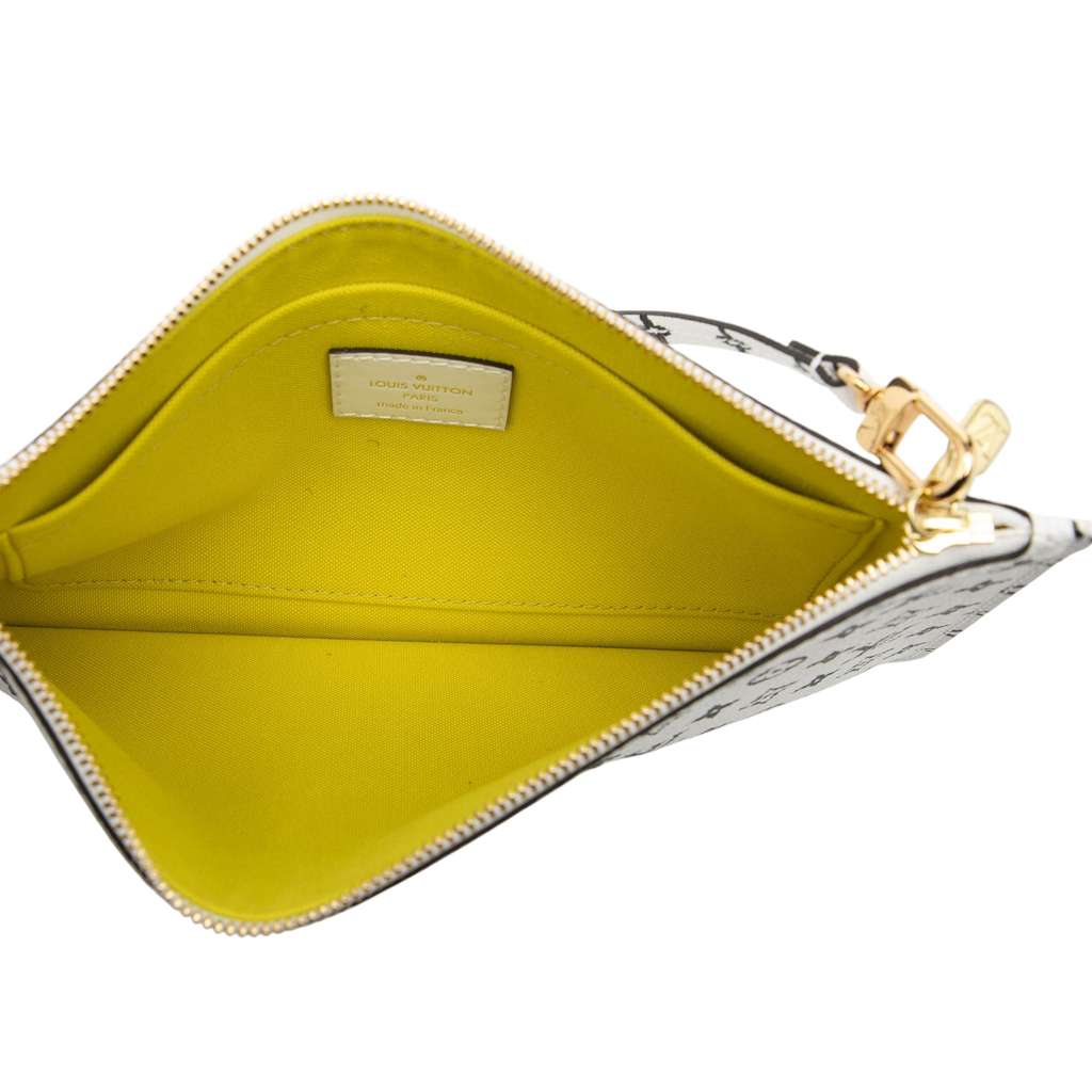 Louis Vuitton Bicolor Monogram Giant Neverfull MM Pouch White Good condition - Model View