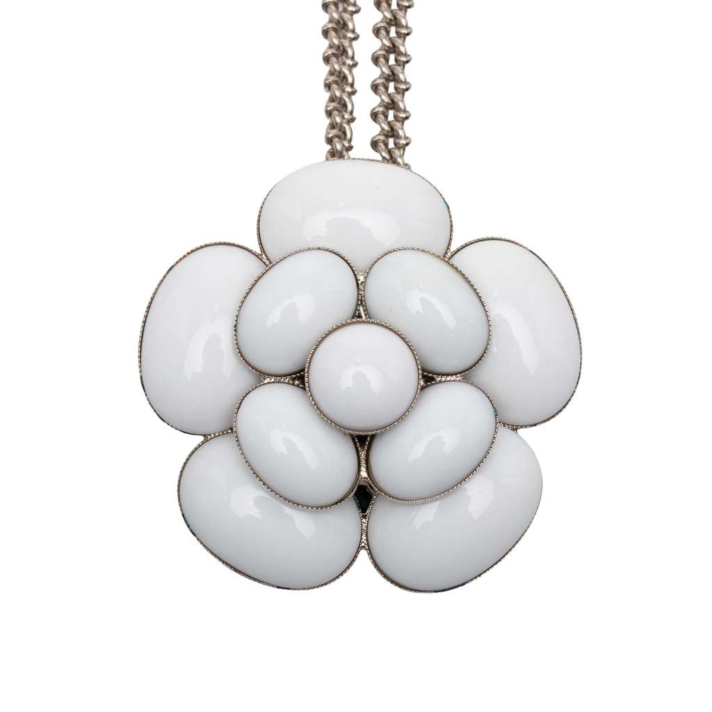 Chanel CC Silver Plated Enamel Camellia Pendant Necklace Silver Metal Good condition - Box View