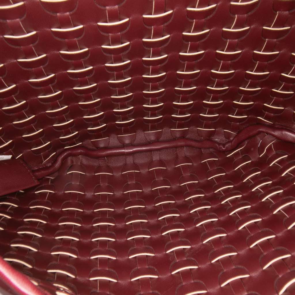 Bottega Veneta Patent Sardine Scale Bag Red Leather Good condition - Model View