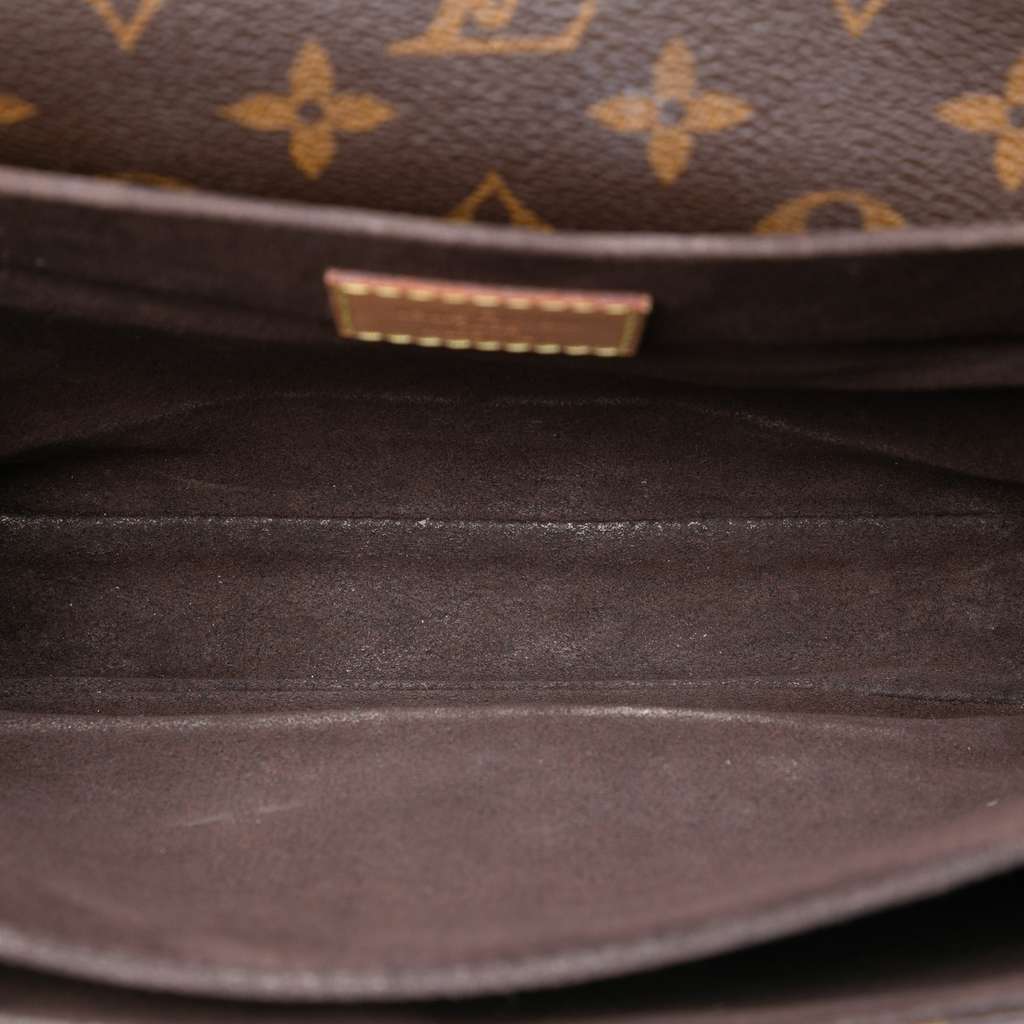 Louis Vuitton Monogram Pochette Metis Brown Good condition - Model View