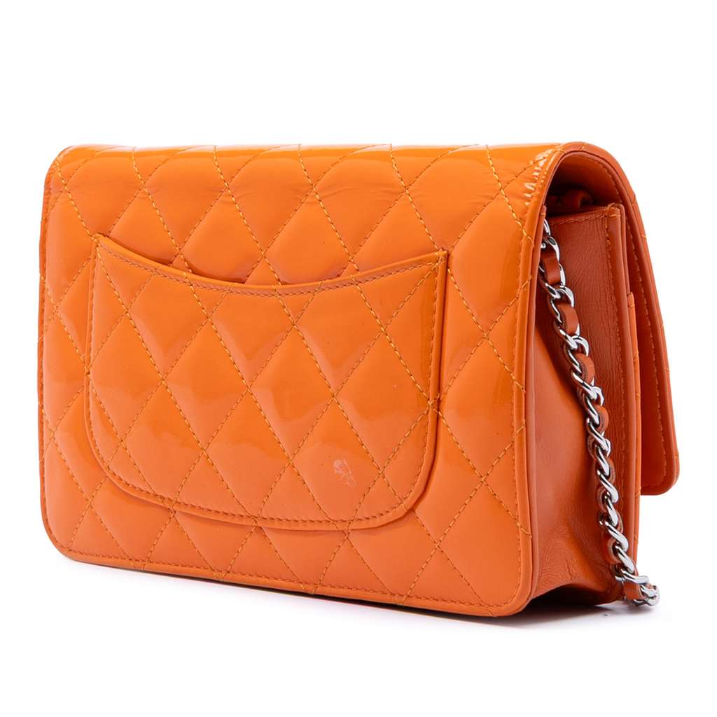 Chanel CC Quilted Patent Wallet on Chain Orange Leather Good condition - Back View