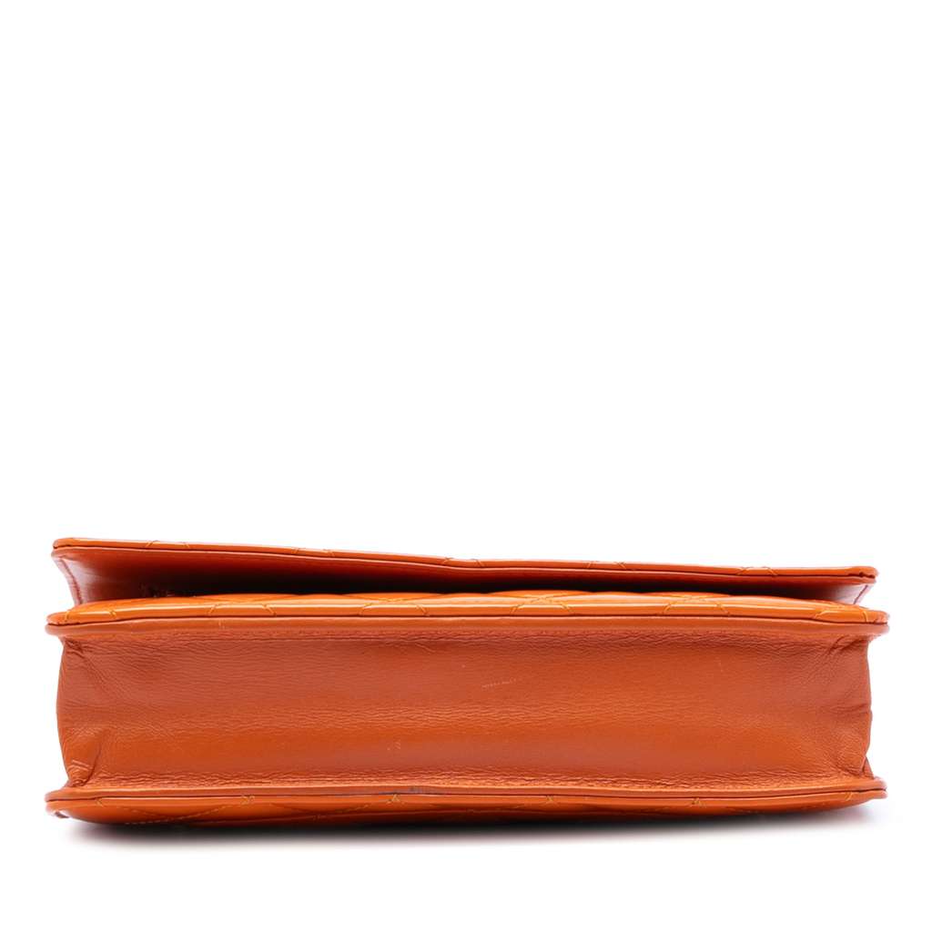 Chanel CC Quilted Patent Wallet on Chain Orange Leather Good condition - Inside View