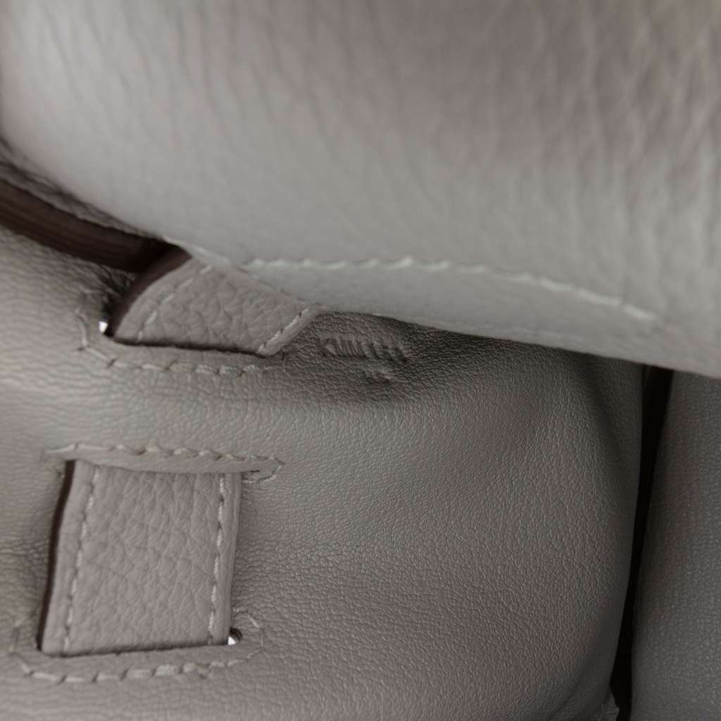 Hermès Togo Kelly Messenger PM Grey Leather Very good condition - Box View