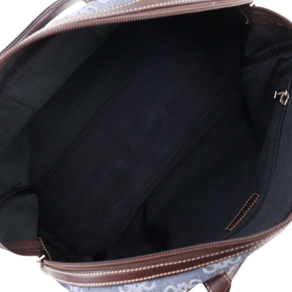 Loewe Anagram Denim Handbag Blue Denim Good condition - Model View