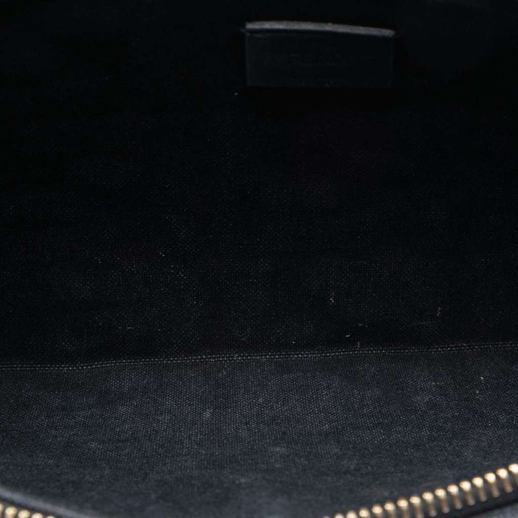 Fendi Zucca Canvas Clutch Black Canvas Good condition - Model View