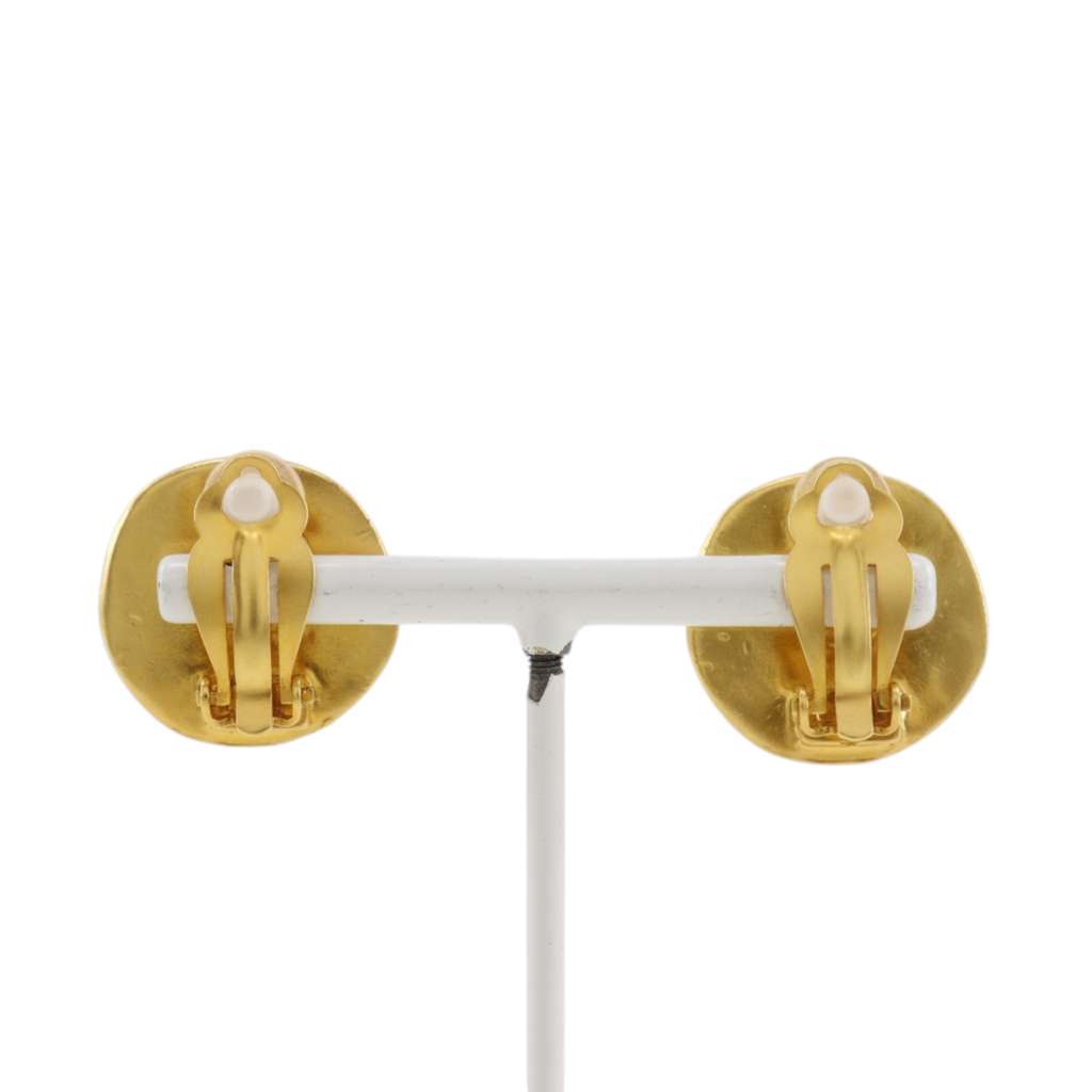 Chanel CC Gold Plated Round Clip On Earrings Gold Metal Good condition - Back View