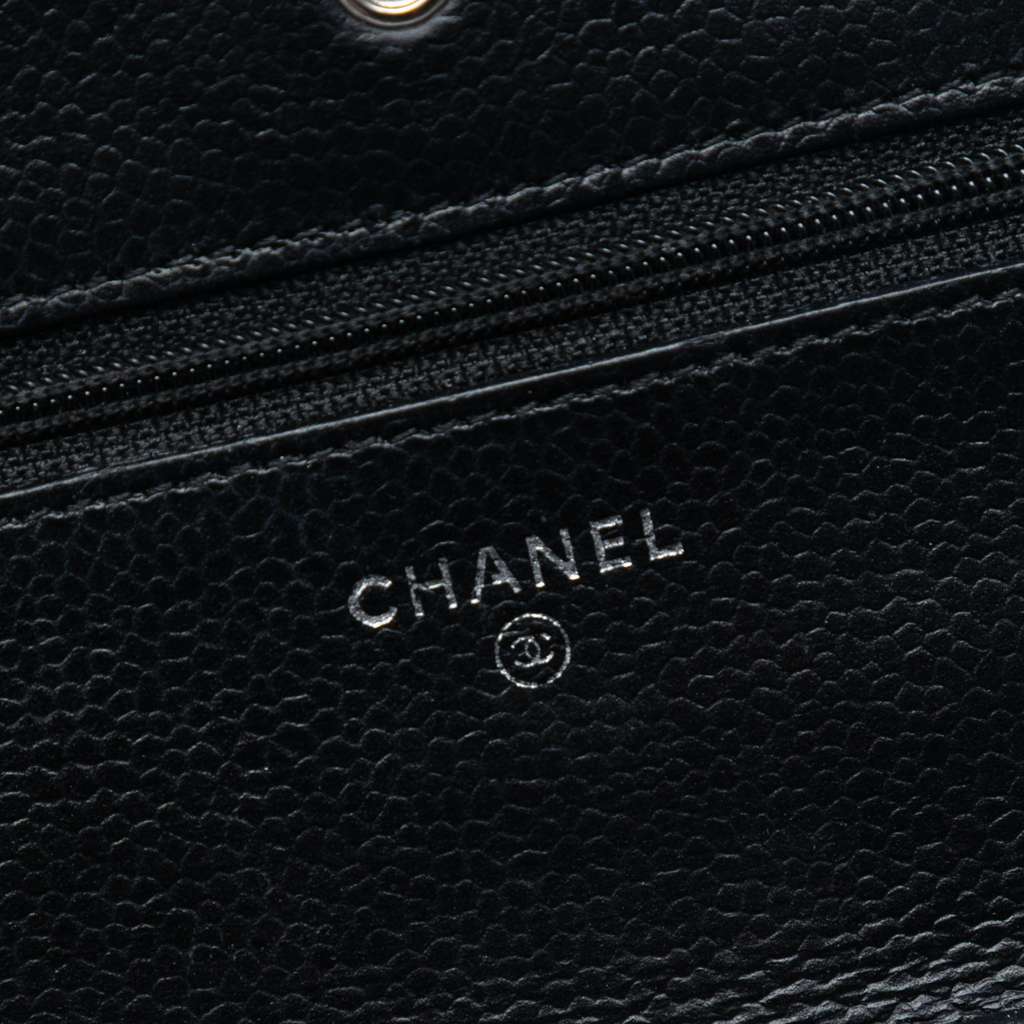 Chanel CC Quilted Caviar Wallet on Chain Black Leather Good condition - Box View