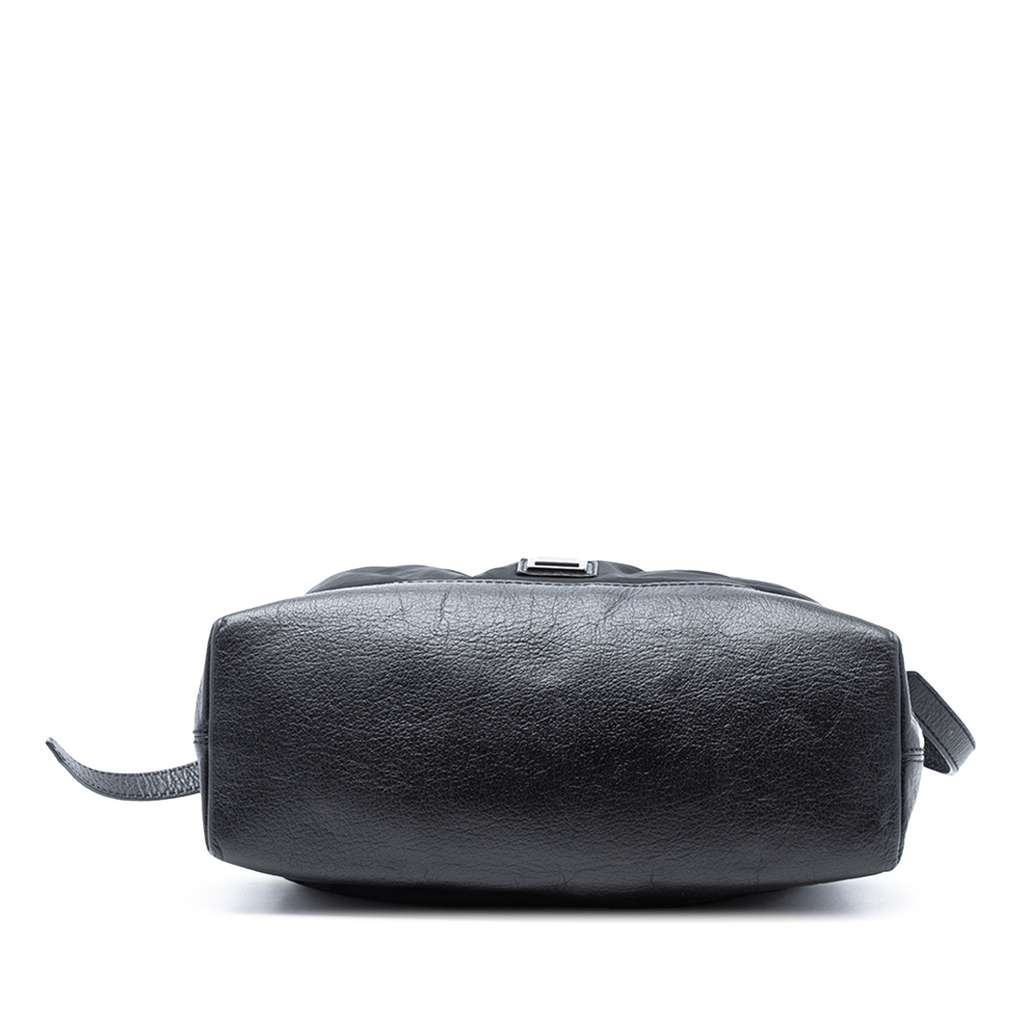 Burberry Tonal Check Nylon Shoulder Bag Black Good condition - Inside View