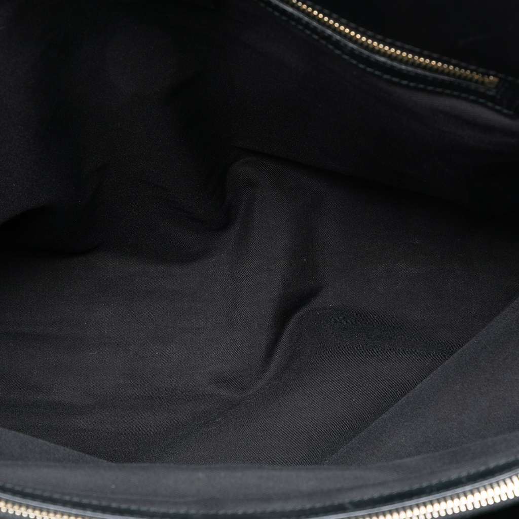 Gucci Guccissima Jackie Tote Black Leather Good condition - Model View