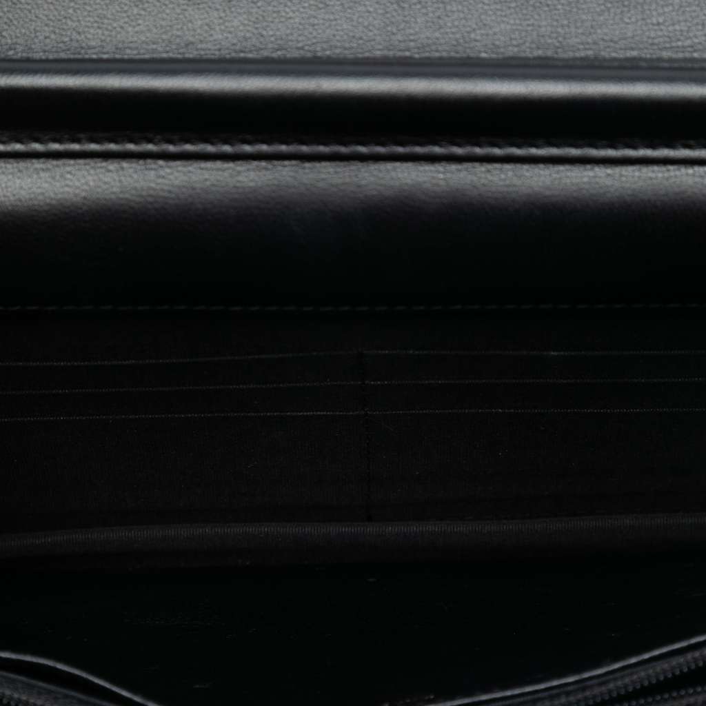 Chanel Quilted Lambskin CC Charm Wallet on Chain Black Leather Good condition - Model View