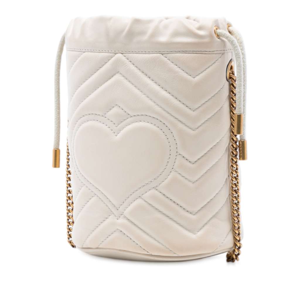 Gucci Small GG Marmont Leather Matelasse Bucket Bag White Leather Good condition - Back View
