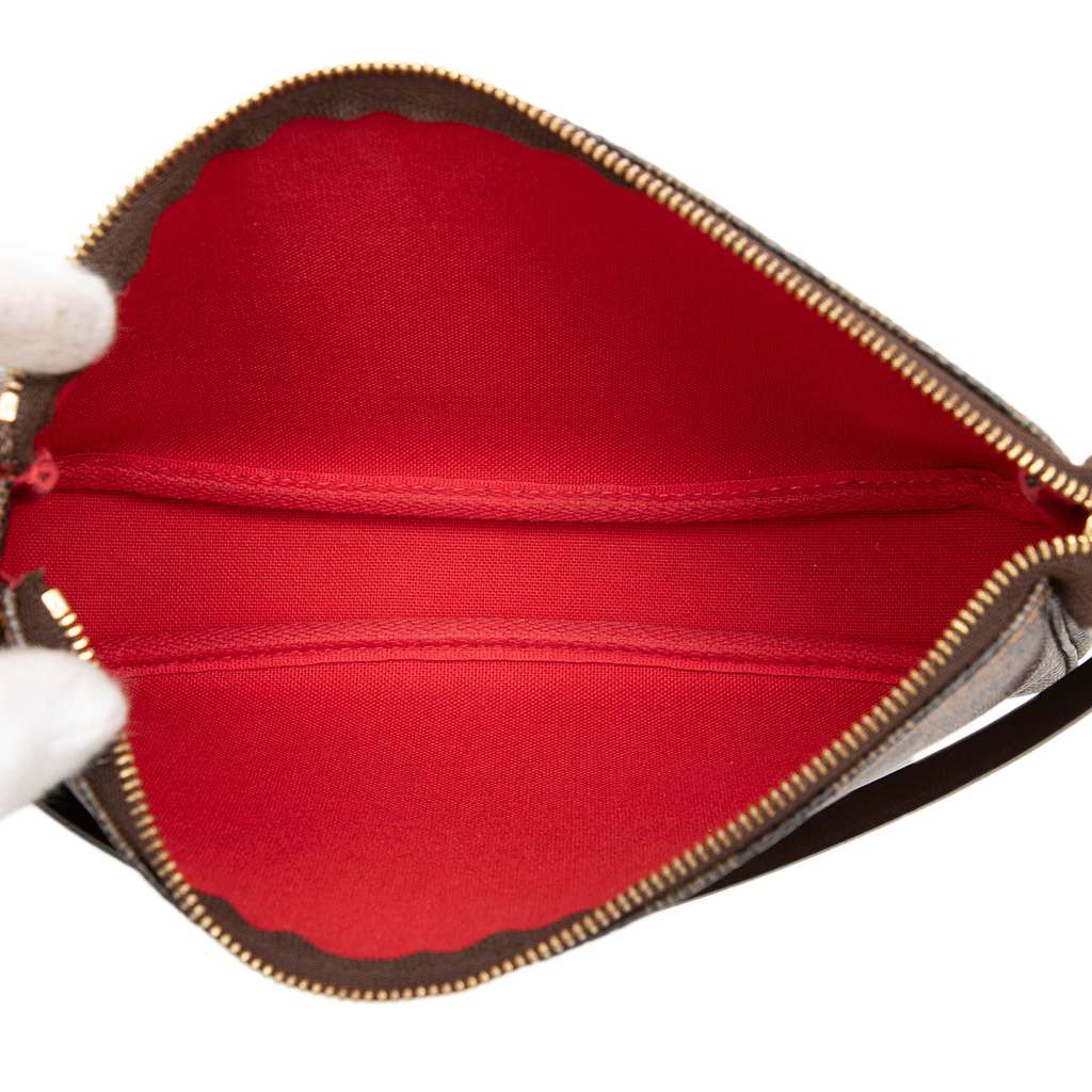 Louis Vuitton Damier Ebene Pochette Accessoires Brown Good condition - Model View