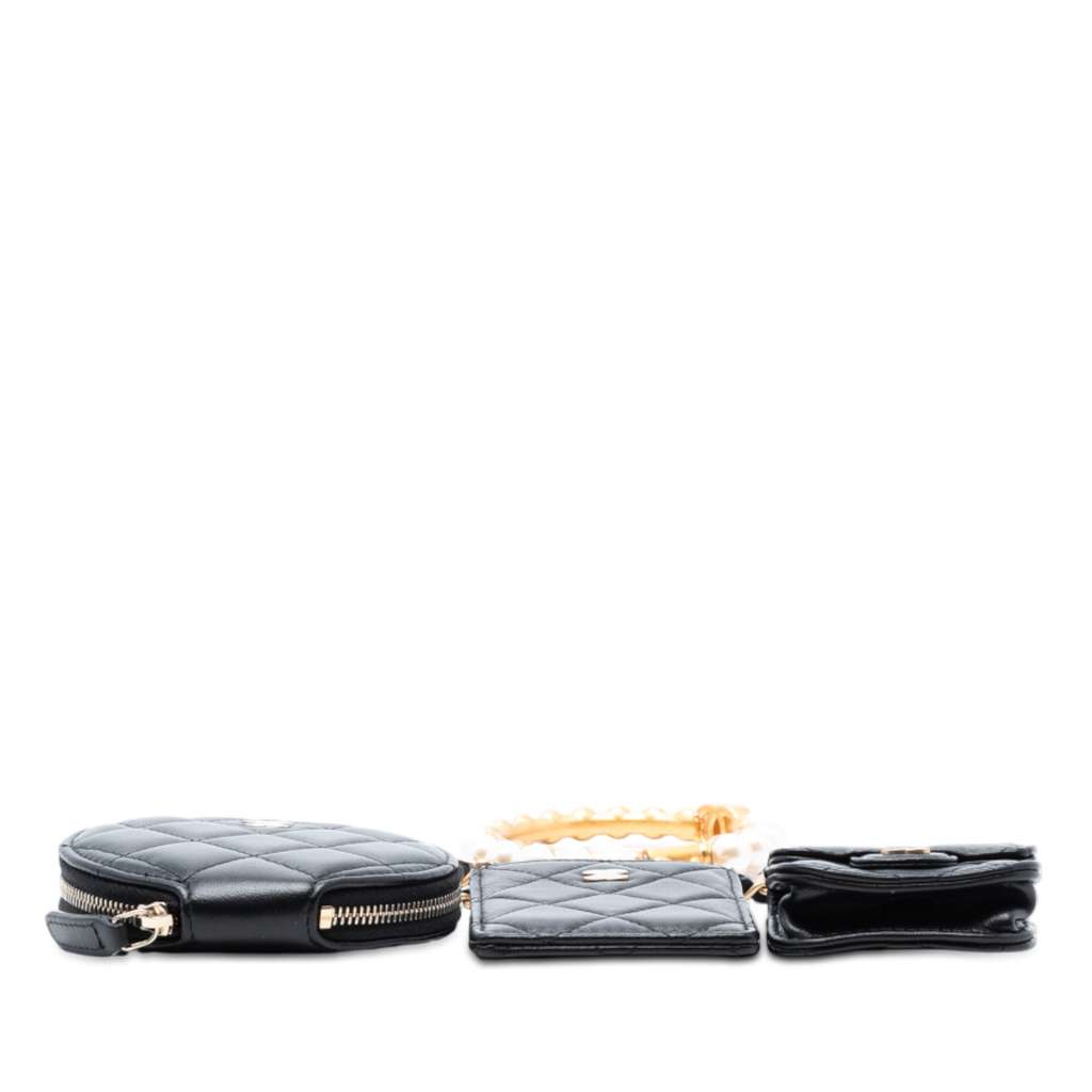 Chanel Quilted Lambskin Pearl Crown CC Wristlet Multi Pouches Black Leather Good condition - Inside View