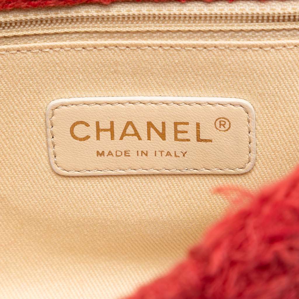 Chanel Medium Tweed Diamond Stitch Nature Flap Red Tweed Good condition - Box View