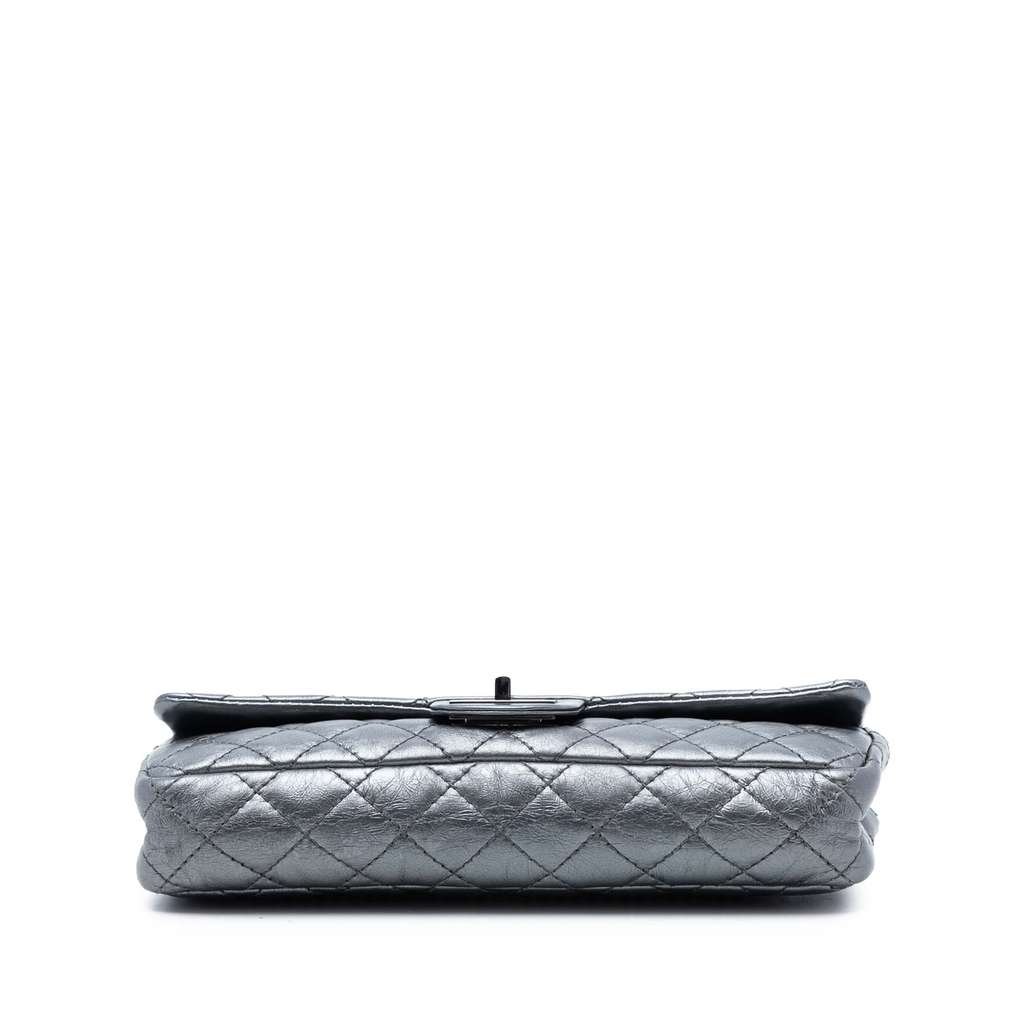 Chanel Quilted Glazed Calfskin Reissue 2.55 Flap Chain Clutch Silver Leather Good condition - Inside View