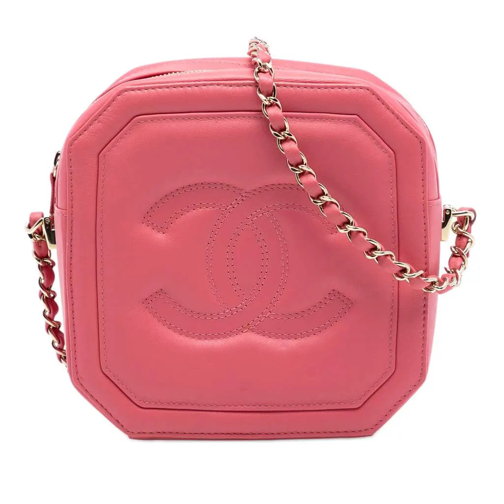 Chanel CC Calfskin Clock Camera Case Pink Leather Very good - Front View
