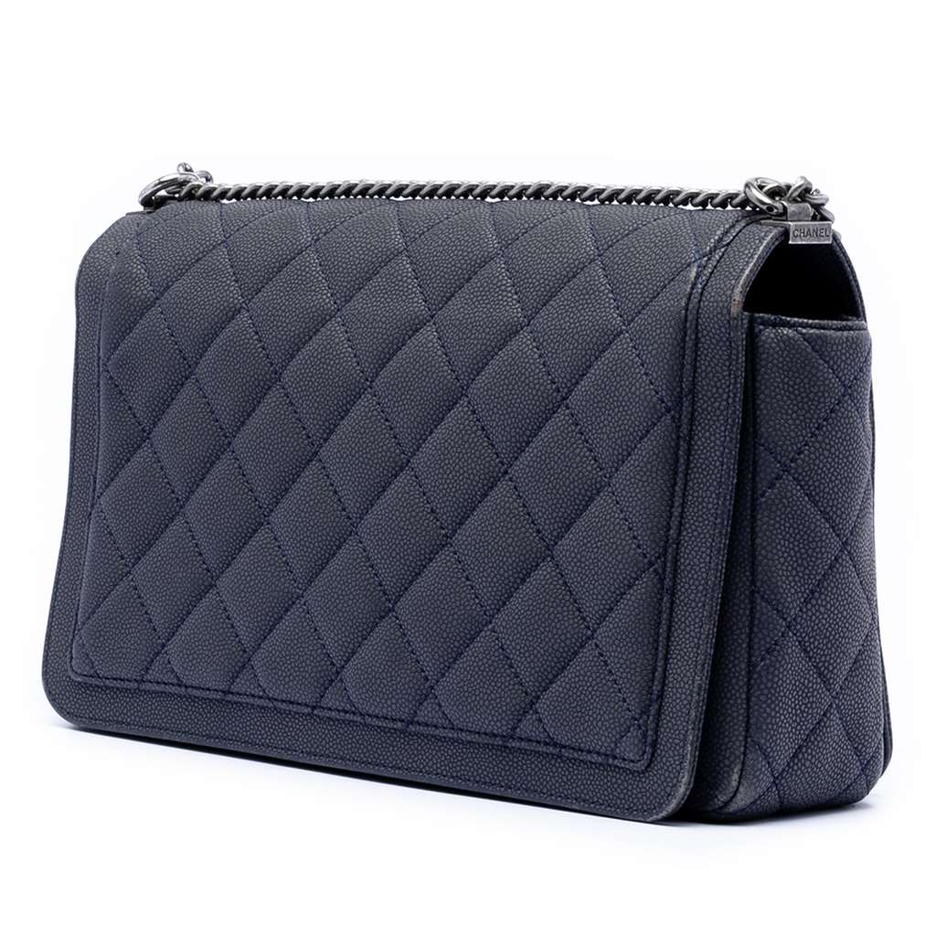 Chanel Large Washed Caviar Turn Around Ligne Flap Blue Leather Good condition - Back View