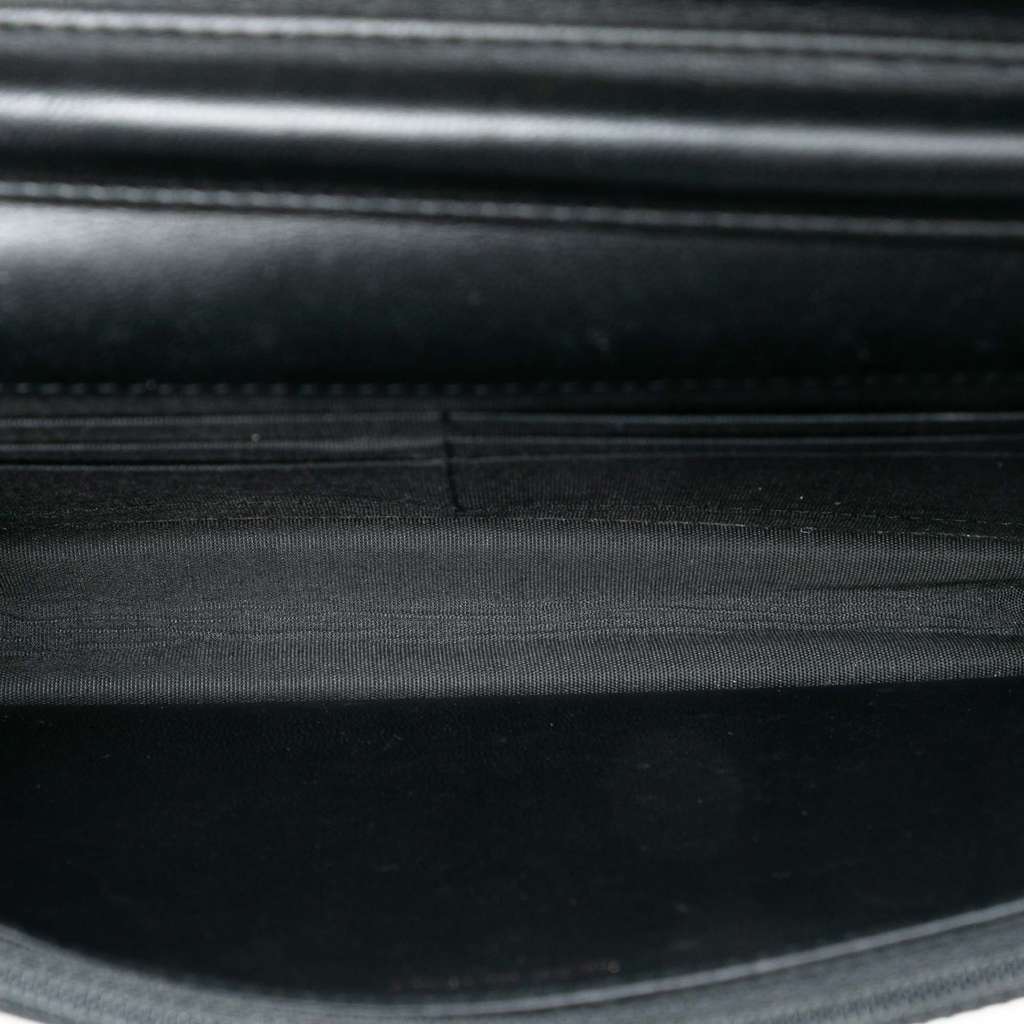 Chanel Pleated Crumpled Chevron Calfskin Le Boy Wallet On Chain Black Leather Good condition - Model View