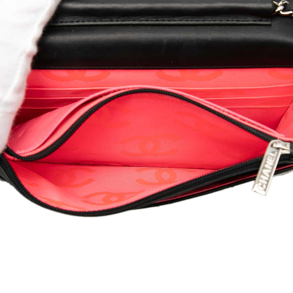 Chanel Lambskin Cambon Ligne Wallet On Chain Black Leather Good condition - Model View