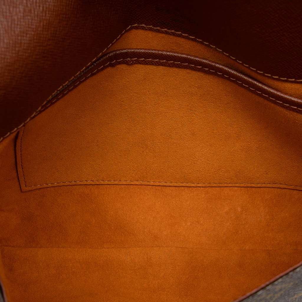 Louis Vuitton Monogram Musette Tango Short Strap Brown Good condition - Model View