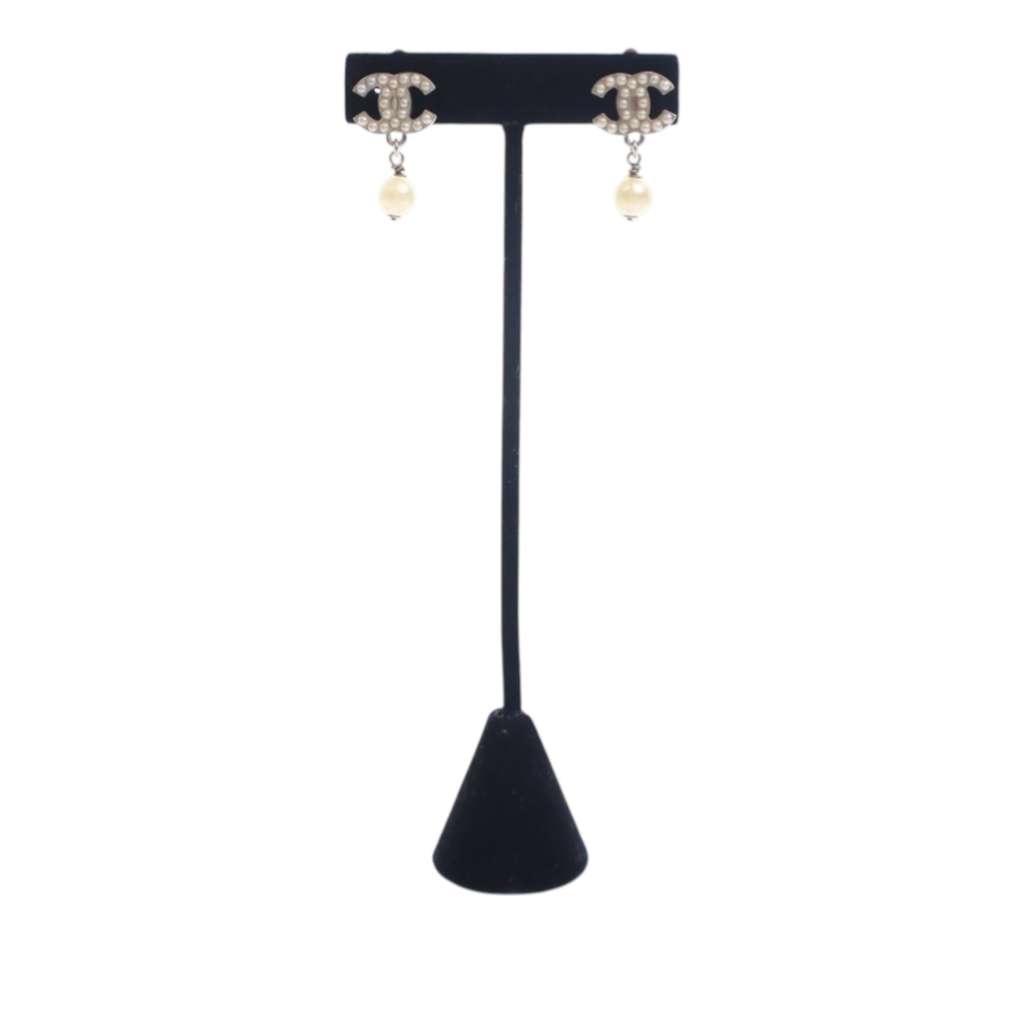 Chanel Silver Plated CC Faux Pearl Drop Clip On Earrings Silver Metal Good condition - Inside View