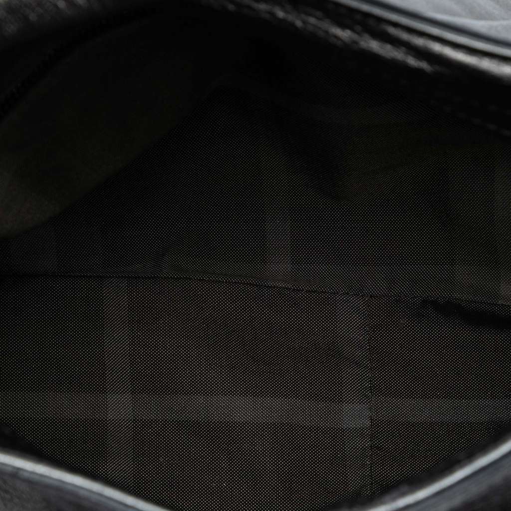 Burberry Metallic Leather Fairby Hobo Grey Leather Good condition - Model View