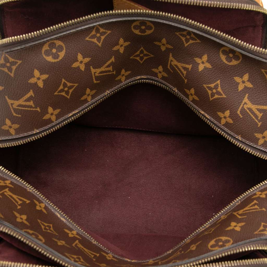 Louis Vuitton Monogram Marais MM Brown Good condition - Model View
