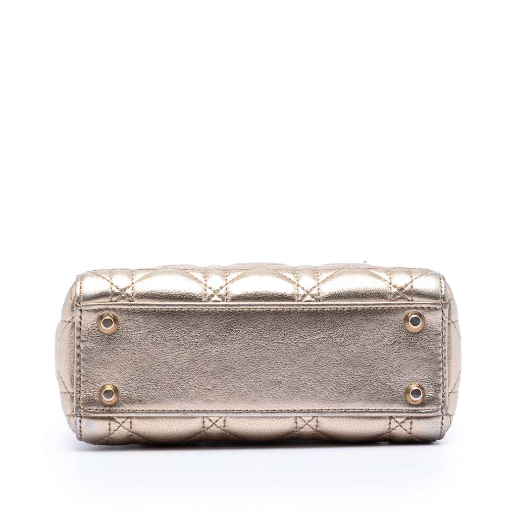 Dior Mini Metallic Lambskin Cannage Lady Dior Gold Leather Good condition - Inside View