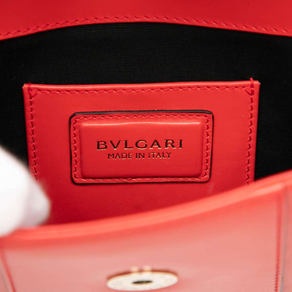 Bvlgari Small Leather Square Serpenti Forever Chain Crossbody Red Leather Good condition - Box View