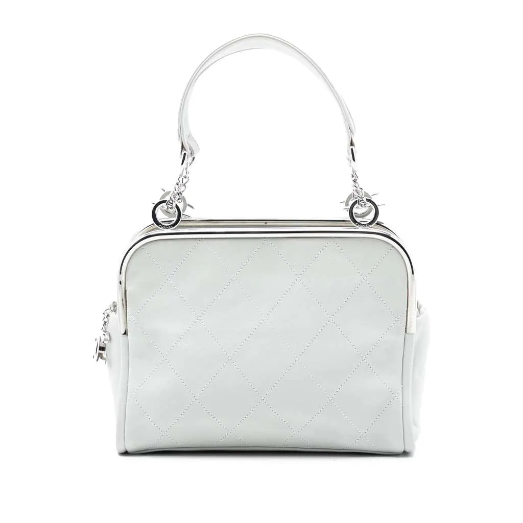 Chanel Lambskin Ultimate Soft Frame Handbag White Leather Very good - Front View