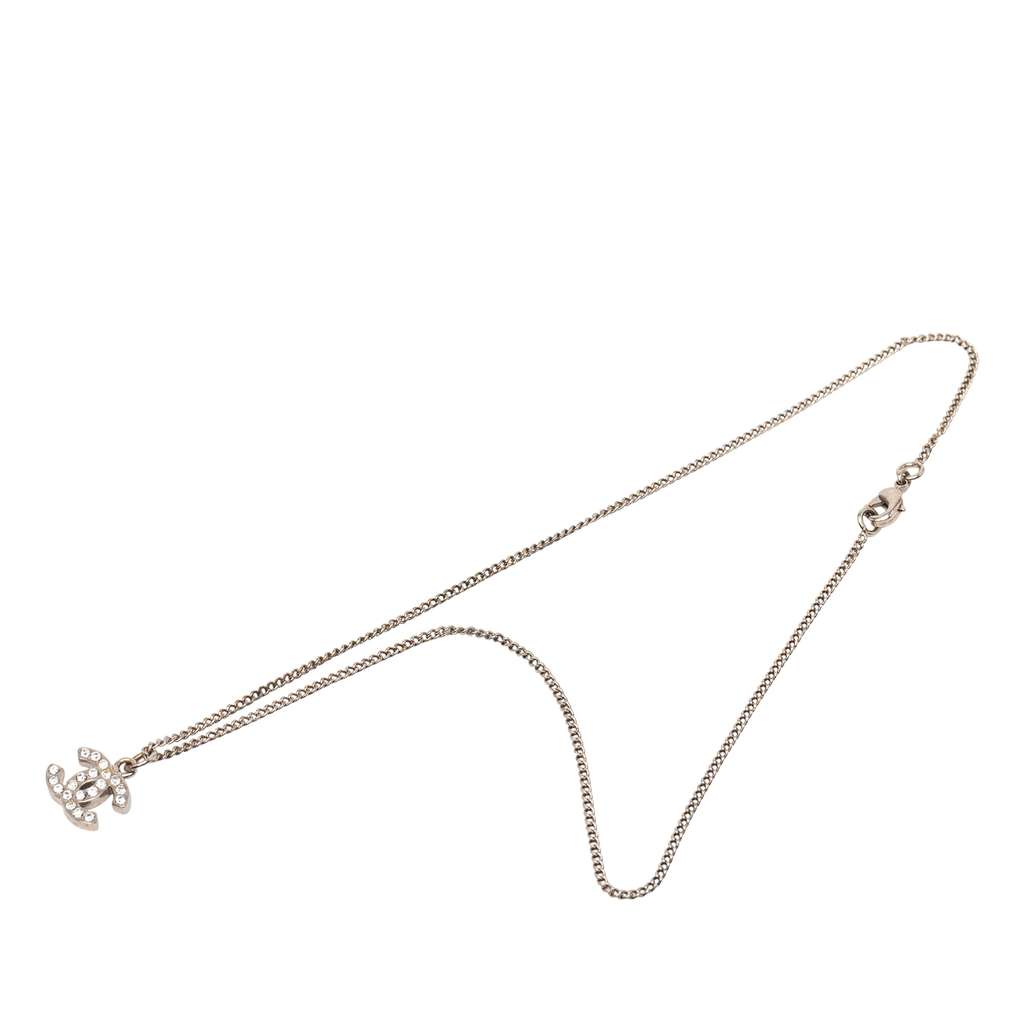 Chanel Silver Plated CC Rhinestone Pendant Necklace Silver Metal Good condition - Model View