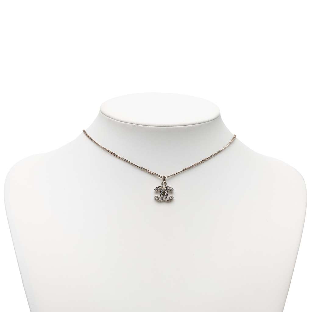 Chanel Silver Plated CC Rhinestone Pendant Necklace Silver Metal Good condition - Box View