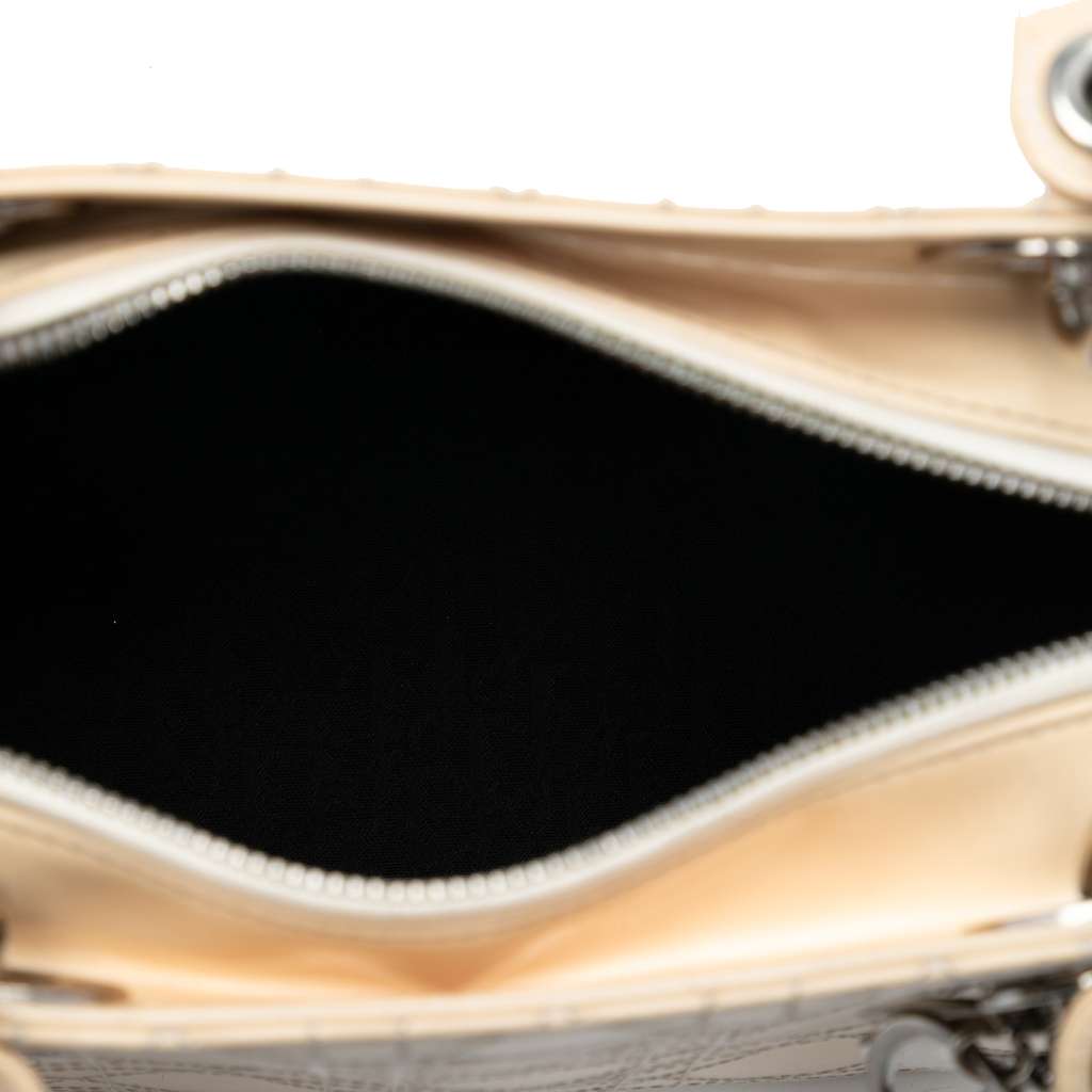 Dior Medium Patent Cannage Stitched Lady Dior Brown Leather Good condition - Model View