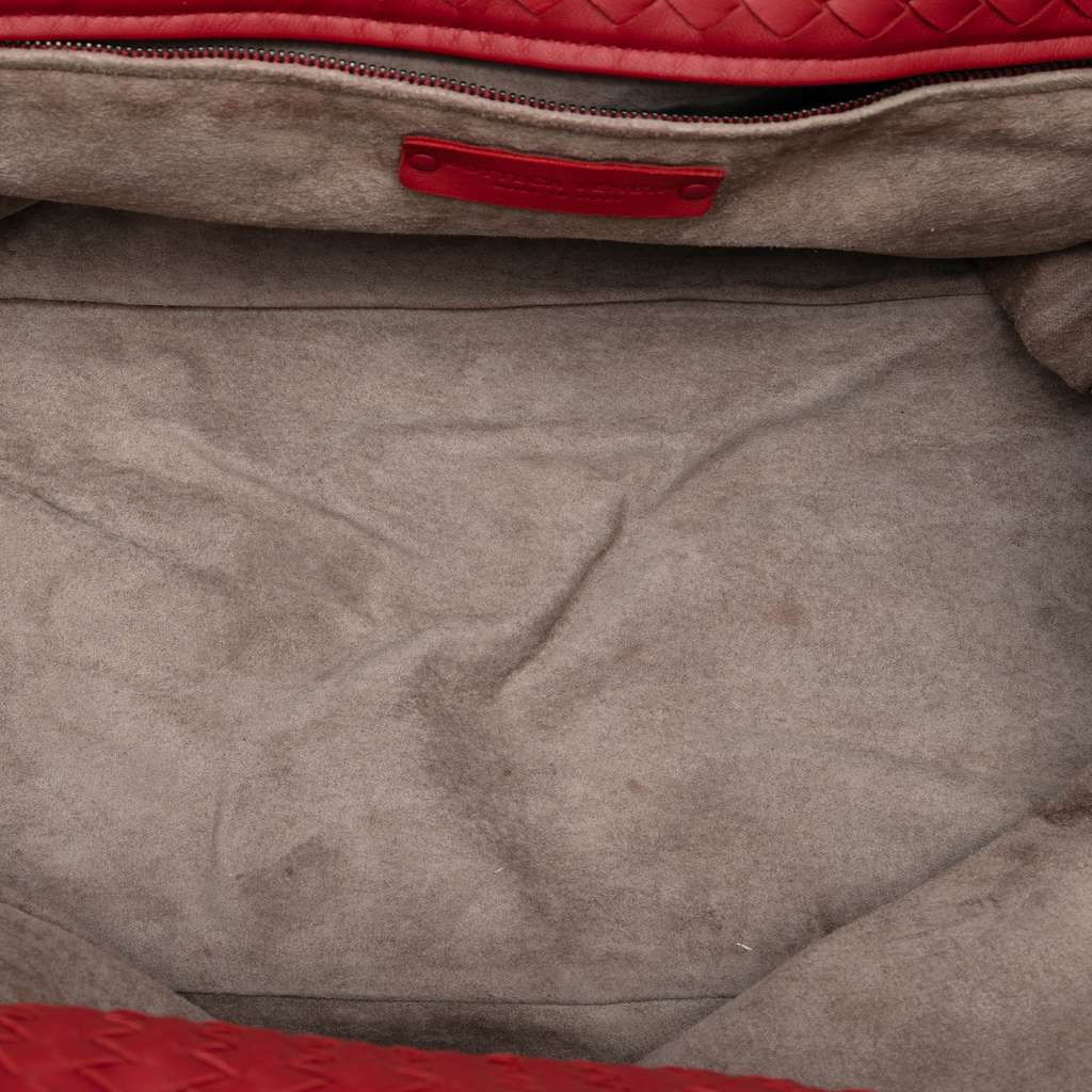 Bottega Veneta Nappa Intrecciato Ruffle Tote Red Leather Good condition - Model View