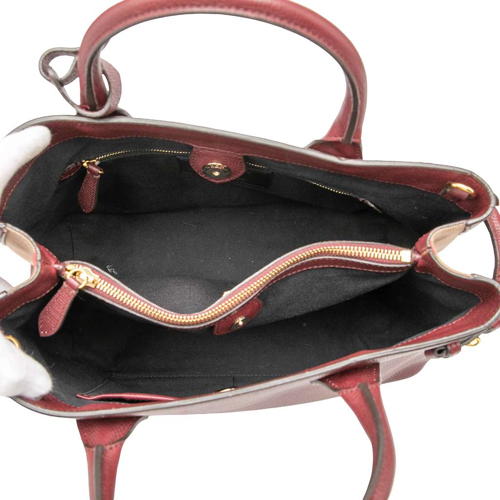 Burberry Medium Leather and House Check Banner Satchel Red Leather Good condition - Model View
