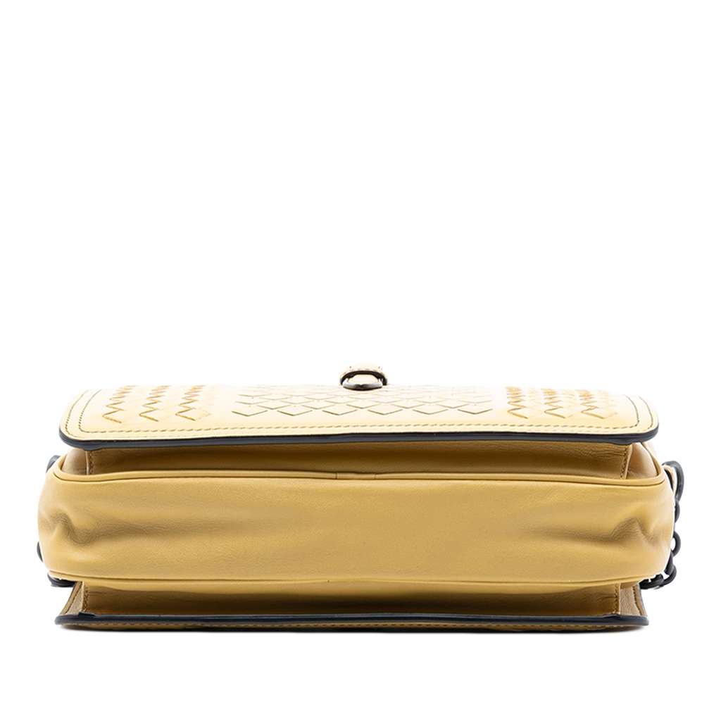 Bottega Veneta Nappa Intrecciato Belt Flap Camera Bag Yellow Leather Good condition - Inside View