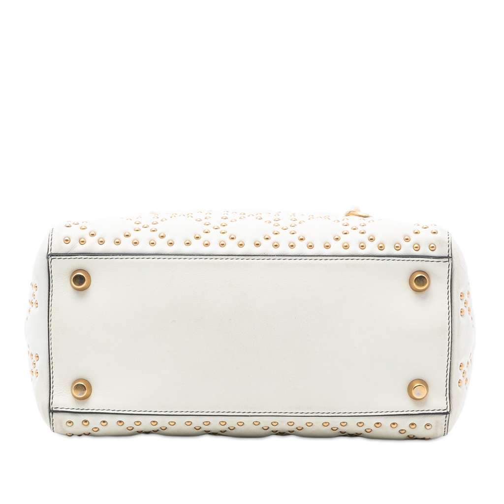 Dior Medium Lambskin Cannage Studded Supple Lady Dior White Leather Good condition - Inside View