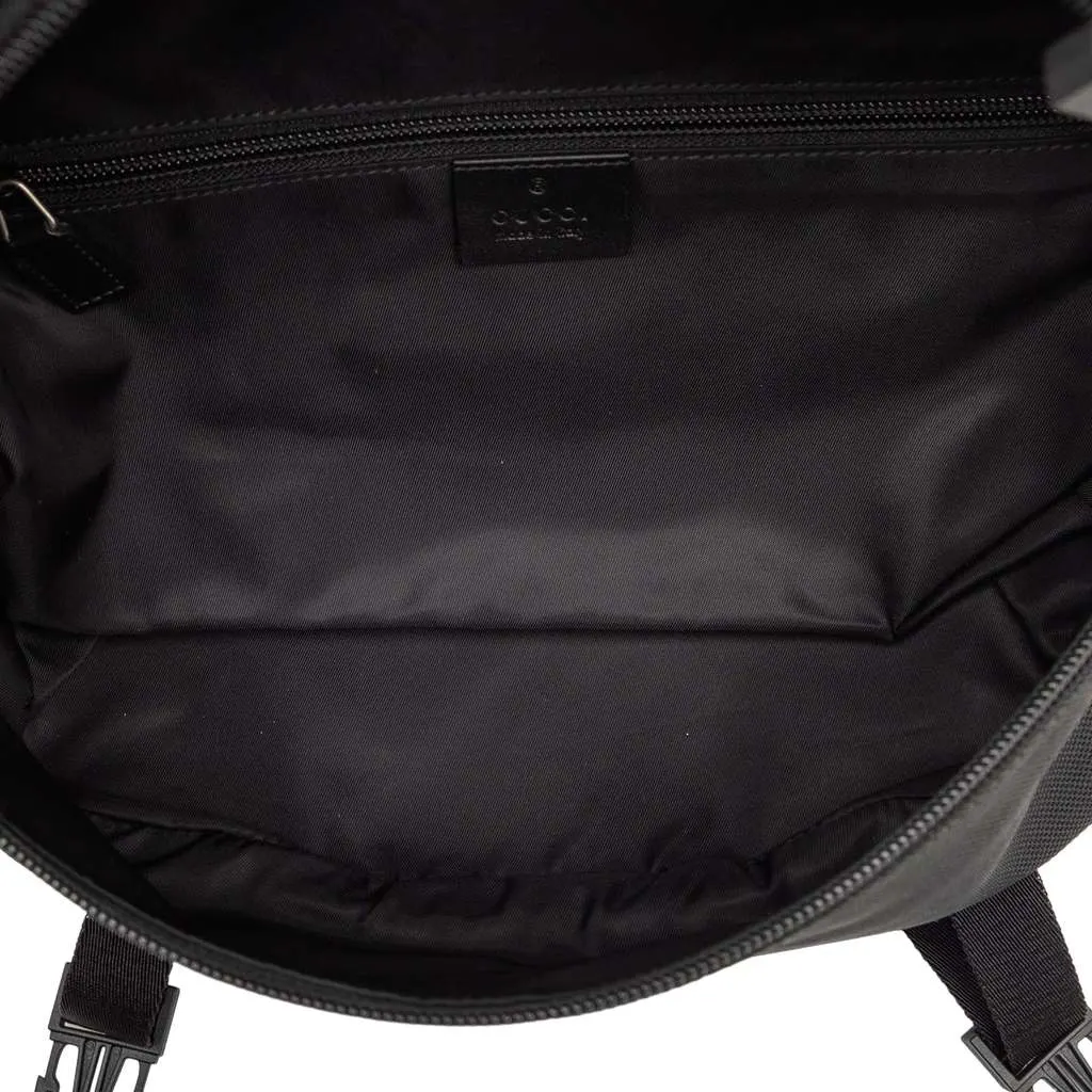 Gucci Canvas Techno Web Belt Bag Black Canvas Very good - Model View