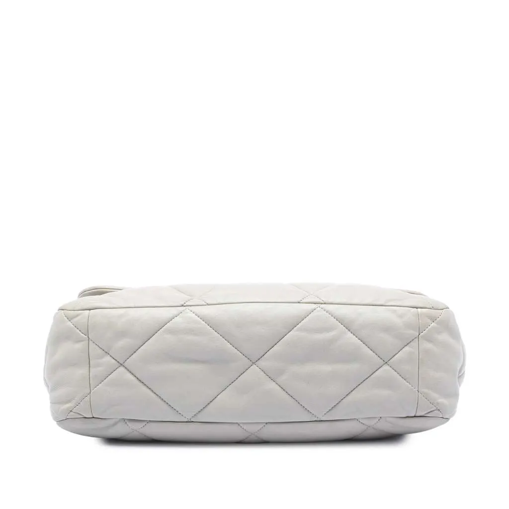 Chanel Maxi Lambskin 19 Flap Grey Leather Very good - Inside View